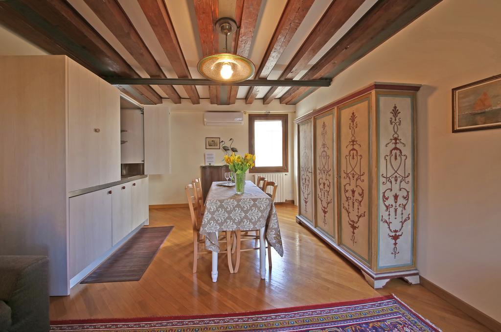 Appartamenti Inside Palazzo Foscarini Venice Exterior photo